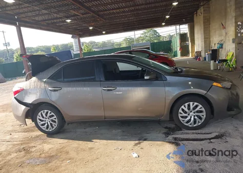 2019 Toyota Corolla Le z USA, uszkodzony, nr VIN 2T1BURHE5KC141740